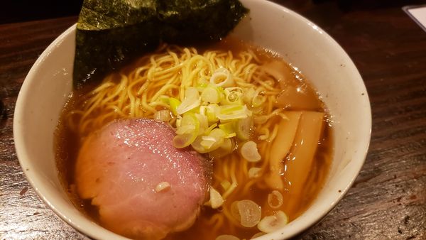 「醤油ら～めん」@麺処 三虎の写真