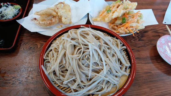 「大根そば+イカ天+かき揚げ天」@日の本家の写真