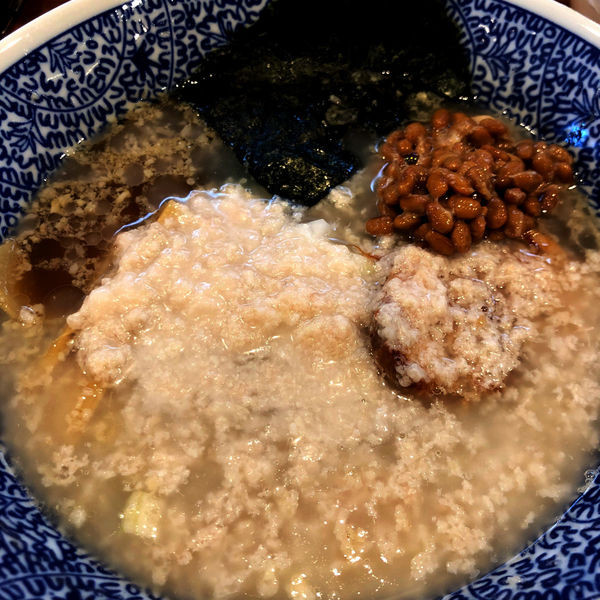 「ラーメン　500円　背脂　10円　納豆ごはん　150円」@麺＆cafe Coi.Coi.の写真