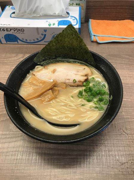 「まぐろ白湯ラーメン」@東大和ラーメン大冬樹Season2の写真