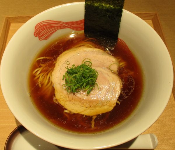 「醤油らぁ麺　990円」@NIPPON RAMEN 凛 TOKYOの写真