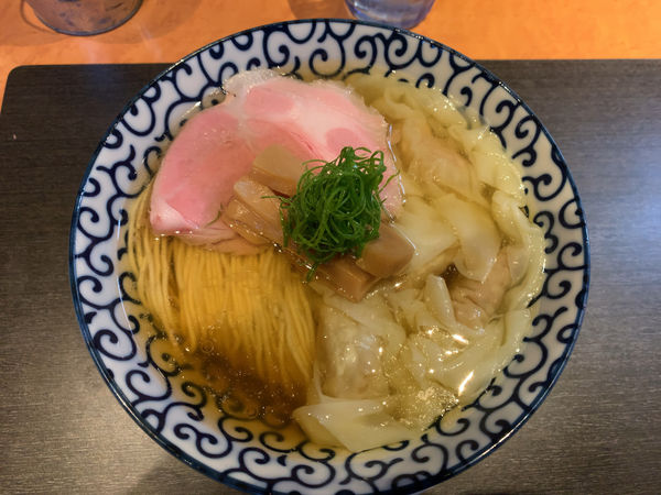 「塩煮干わんたん中華そば970円」@柴崎亭の写真