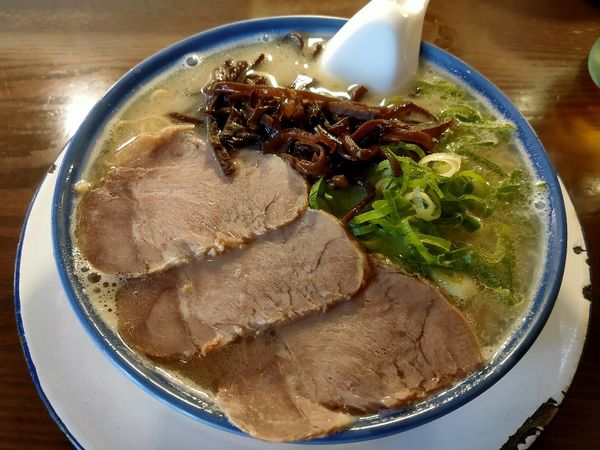 「ラーメン 770円 硬め」@博多ラーメン しばらく 日本橋店の写真