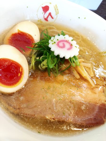 「冷やし白醤油らーめん」@麺や ひなた 塚口店の写真