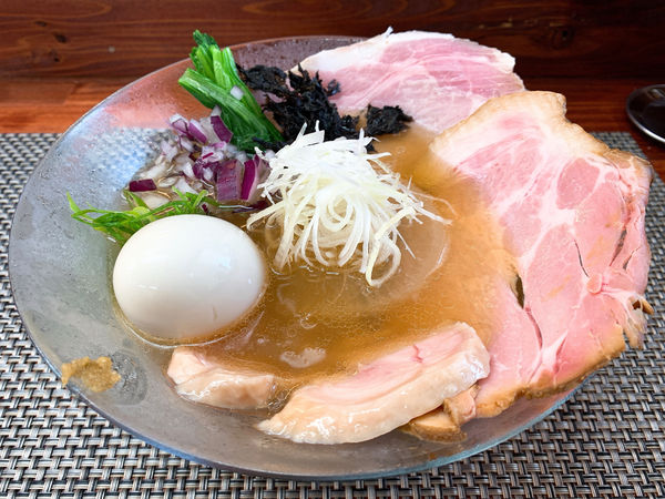 「鯵煮干し塩 冷やし」@麺や 睡蓮の写真