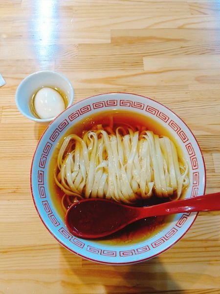 「(梅)かけそば醤油・抜き＋味付け卵」@自家製麺 くろ松の写真