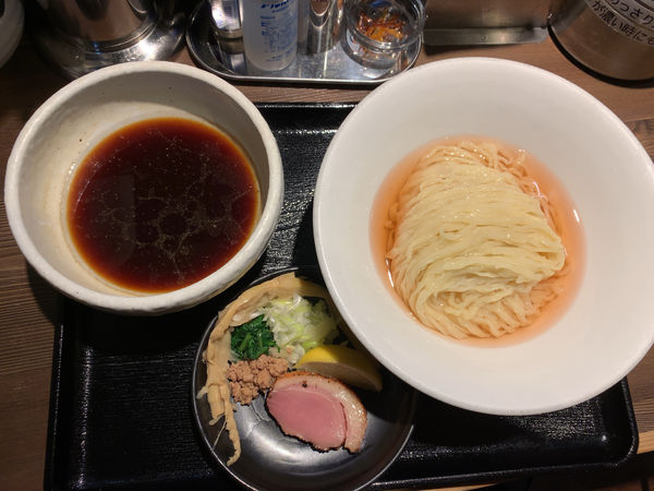 「鴨出汁手揉み醤油つけ麺1000円」@鴨出汁中華蕎麦 麺屋yoshikiの写真
