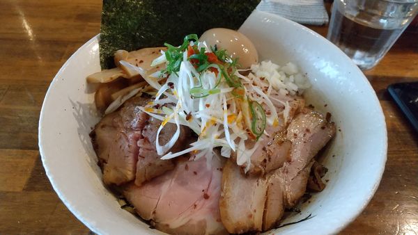 「特製油そば（中盛無料）」@BASSOの写真