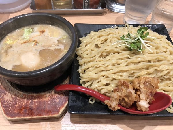 「濃厚強火炊きつけ麺特盛」@鶏と魚だしのつけめん哲 溝の口店の写真