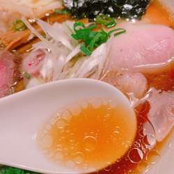 上醤油ラーメン