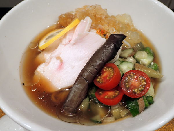 「【期間限定】ゆずレモンジュレの冷やし醤油ラーメン」@チラナイサクラの写真