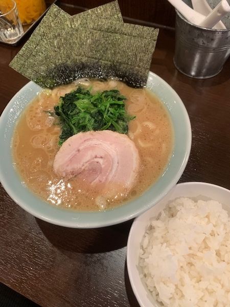 「ラーメンライス 850円」@横浜家系らーめん いずみ家の写真