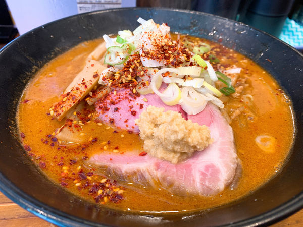 「辛味噌ラーメン」@六花 -Rokka-の写真