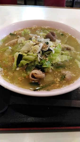 「塩もつらーめん」@らーめん なかやの写真