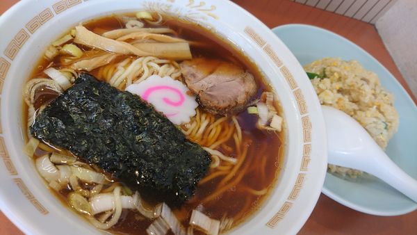 「ラーメン、チャーハン」@草むらの写真