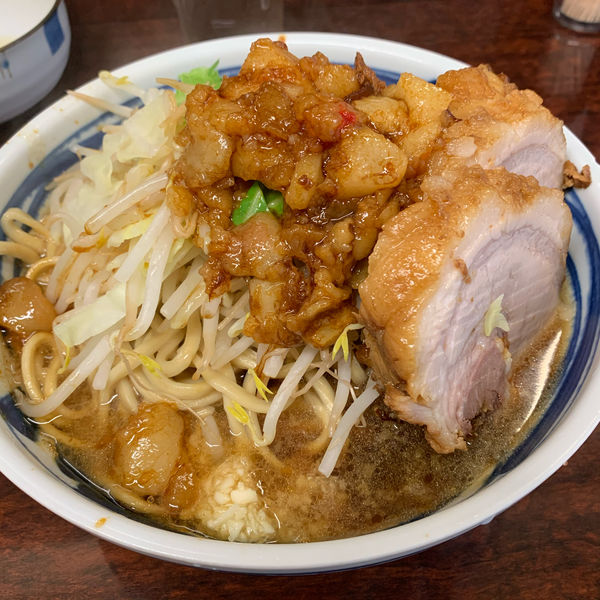 「小豚」@ラーメン二郎 めじろ台店の写真