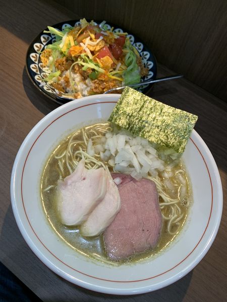 「煮干しソバ タコライス」@Noodle&Spice curry 今日の1番の写真