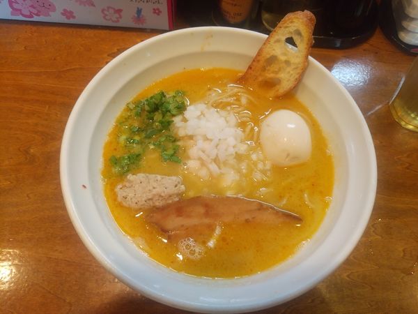 「鶏そば塩+味玉  ﾒﾝﾏ抜き」@はりけんラーメンの写真