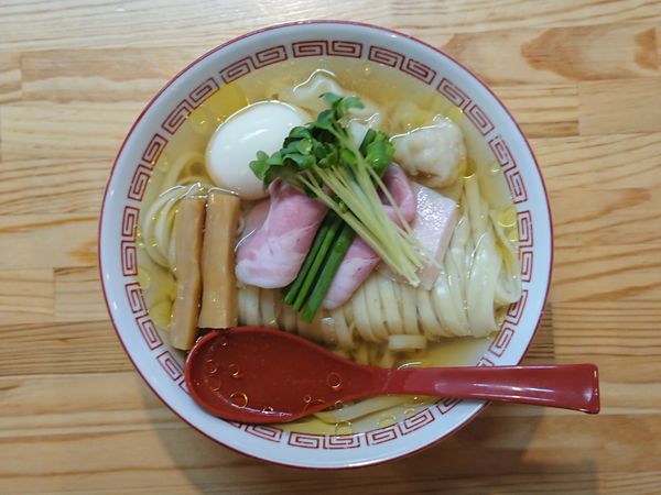 「(松)特級中華そば(白醤油)」@自家製麺 くろ松の写真