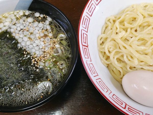 「魚介つけ麺（塩、大盛）＋半熟玉子」@向嶋 だるまの写真