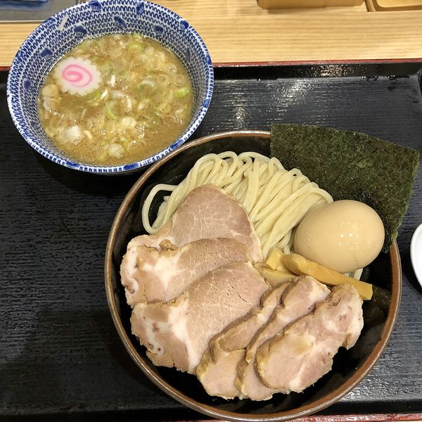 「チャーシューつけ麺（並）」@舎鈴 東京サンケイビル店の写真