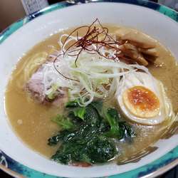 鶏白湯ラーメン(¥700)