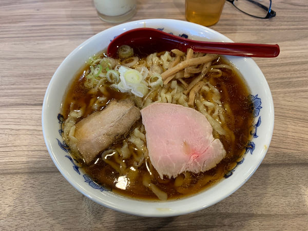 「醤油ラーメン」@くじら食堂 nonowa東小金井店の写真