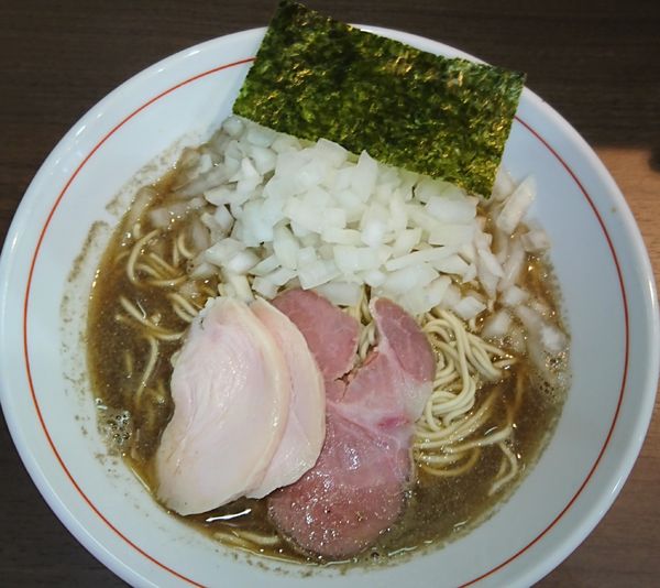 「煮干ソバ￥780＋玉葱増し￥50＝￥830」@Noodle&Spice curry 今日の1番の写真