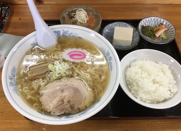 「Cランチ(830¥)もつ煮＋α」@手打ラーメン 竹ノ屋の写真