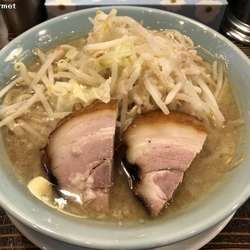 大麺 (900円)
