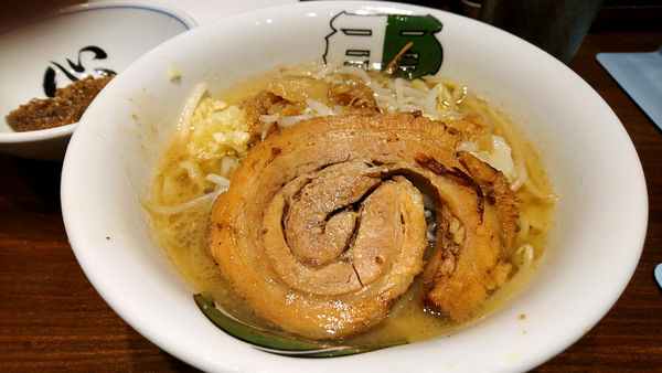 「【夜】雷そば（ミニ）+カレー」@ラーメン 雷 東京本丸店の写真