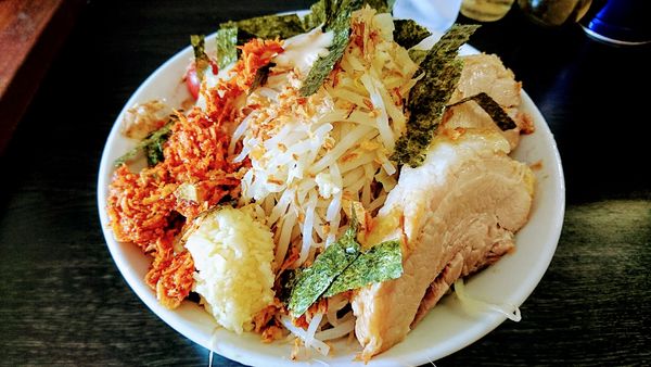 「【期間限定】冷やし中華(麺少なめ･ニンニク･海老辛)」@豚星。の写真