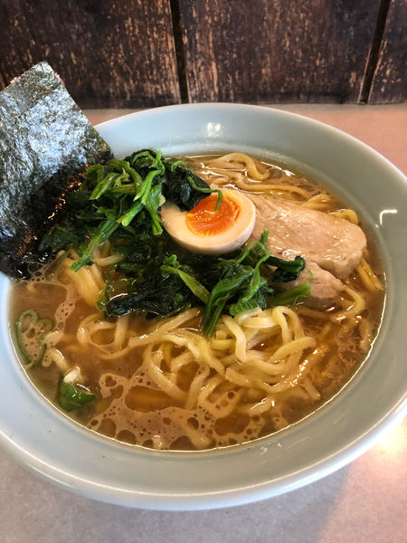 「家系ラーメン大盛880円」@酒々井家 本店の写真