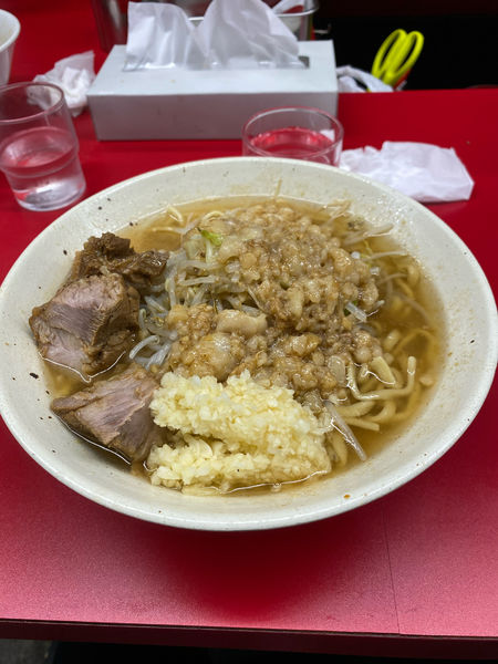 「ラーメン 315g」@自家製太麺 ドカ盛 マッチョ 難波千日前店の写真