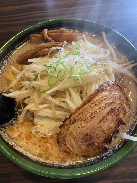 「黒味噌らーめん大盛り」@めんや 蔵の写真