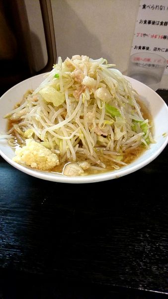 「ラーメン850円大盛100円ニンニク脂辛め」@豚星。の写真