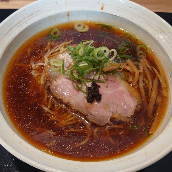 「鶏そば 黒 770」@境逸品 鶏そば 山田屋の写真