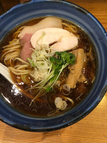 「ザ・正油らーめん」@自家製麺 啜乱会の写真