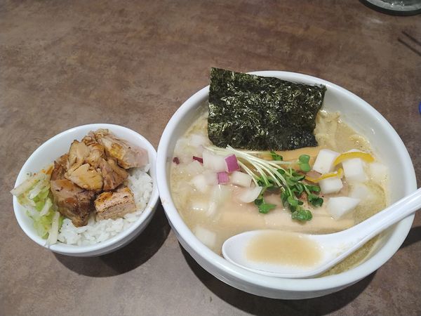 「濃厚ホタテそば」@NOODLE VOICEの写真