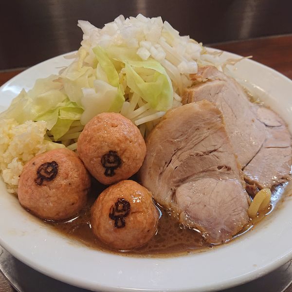 「ラーメン大盛950円、紅つくね150円」@ウチデノコヅチの写真