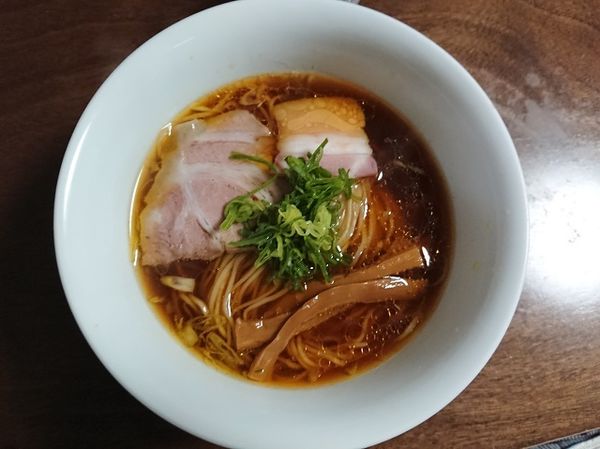 「醤油らーめん」@柳麺 多むらの写真