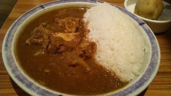 「チキンカリー 920円＋辛さ5倍 0円」@エチオピア カリーキッチン 御茶ノ水ソラシティ店の写真