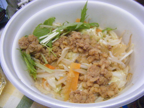 「まぜ辛めん」@長崎ちゃんぽん リンガーハット 東京東大和店の写真