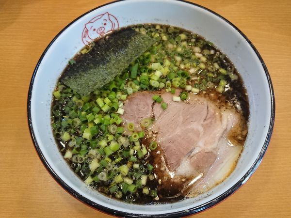 「黒博多万能ネギラーメン＋替玉」@博多ラーメン 長浜や 大森店の写真
