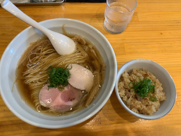 「醤油らーめん850円」@麺響万蕾の写真