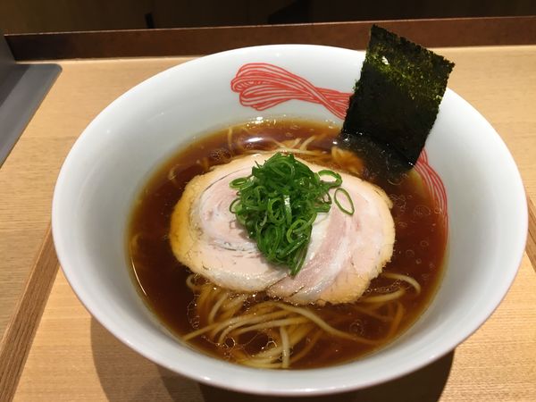 「醤油らぁ麺」@NIPPON RAMEN 凛 TOKYOの写真