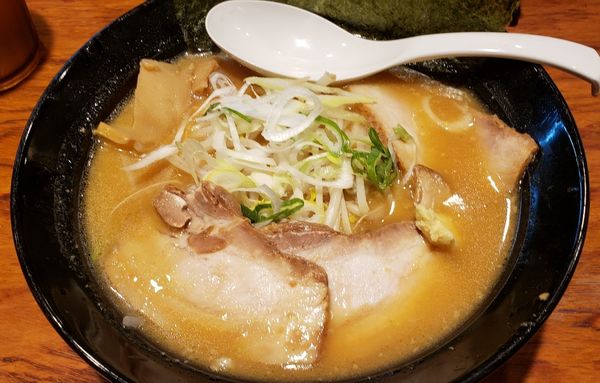 「濃厚味噌ラーメン＋チャーシュー増し」@壱鵠堂 西船店の写真