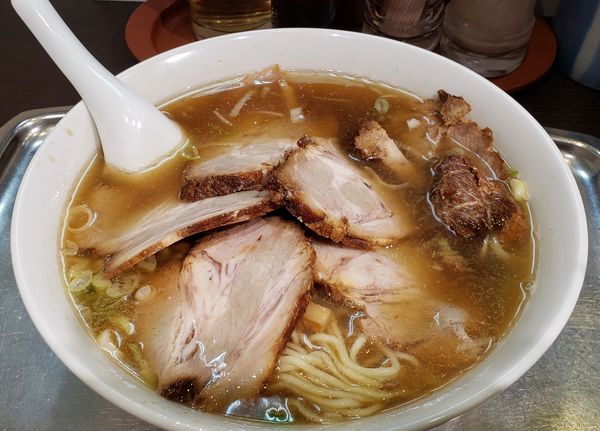 「チャーシューメン＋しっぽ」@ラーメン専門の店 大勝の写真