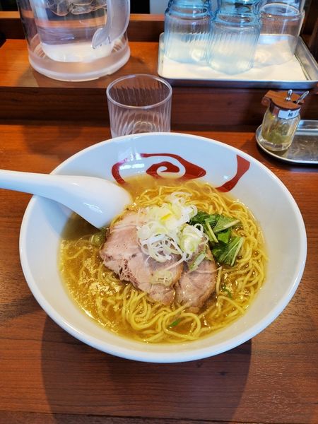 「鶏にぼし塩ラーメン」@麺屋こうじろうの写真