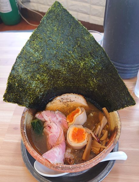 「あってり麺+得のせ(1230円)」@あってりめんこうじの写真